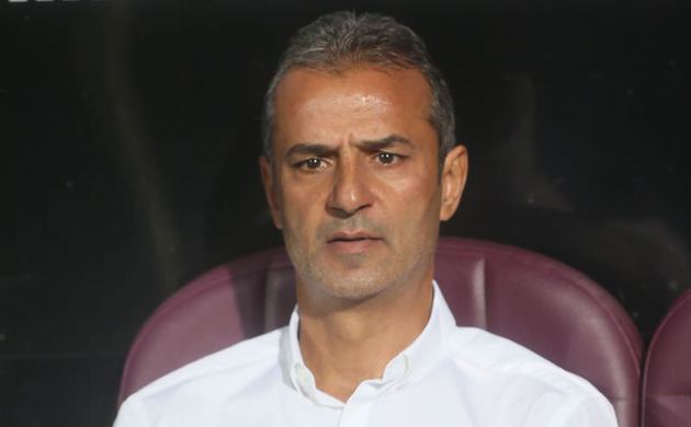 İsmail Kartal solladı