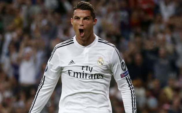 Ronaldo, Messi'yi geçti