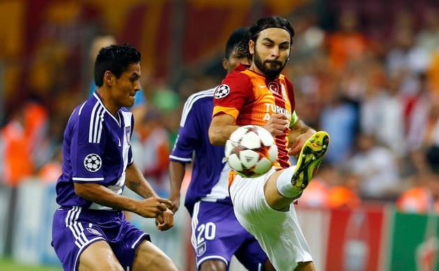 Selçuk İnan Ada yolunda