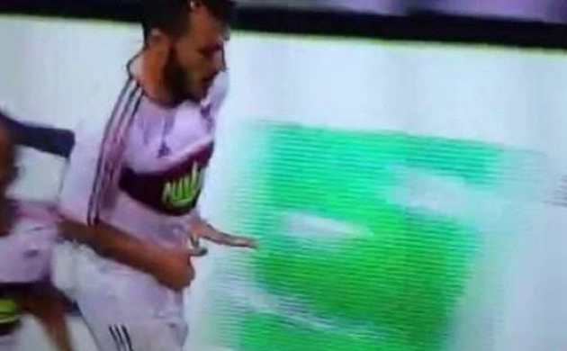 Ziya'dan olay hareket