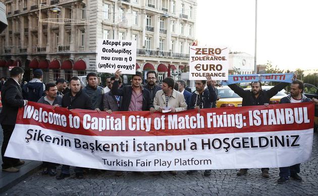 UEFA'ya şike protestosu