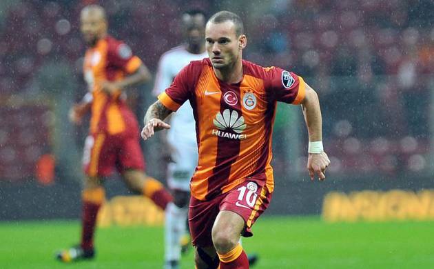 Sneijder Manu'yu reddetti