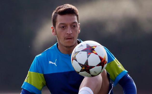 Schürrle'den Özil'e destek