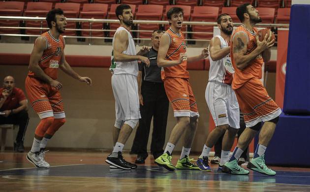 P. Karşıyaka ve Banvit turladı