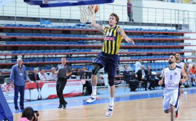 Fenerbahçe namağlup çeyrek finalde