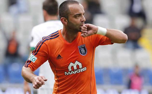Semih Şentürk Akhisar'ı dağıttı!