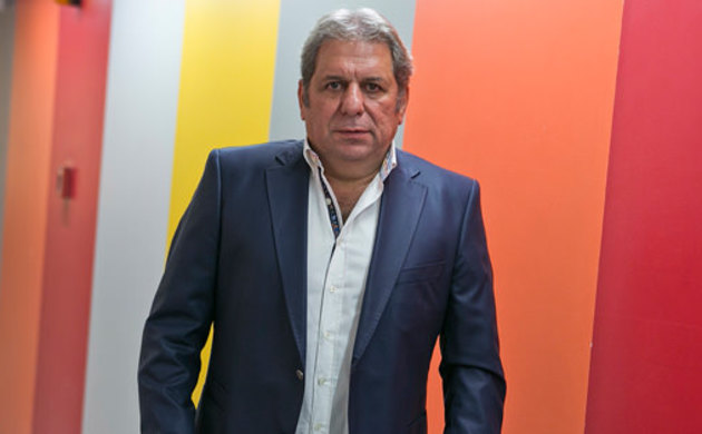 Bal gibi kırmızıydı