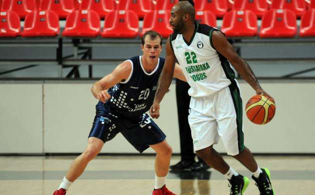 Darüşşafaka tur atladı