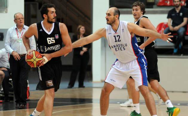 Beşiktaş elendi, Efes turladı