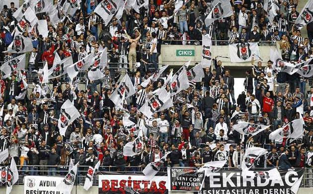 Beşiktaş taraftarının çilesi bitmiyor!