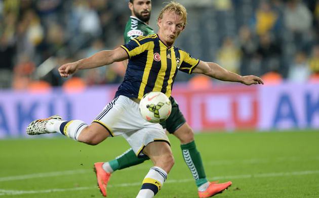 Kuyt ilk kez tribünde