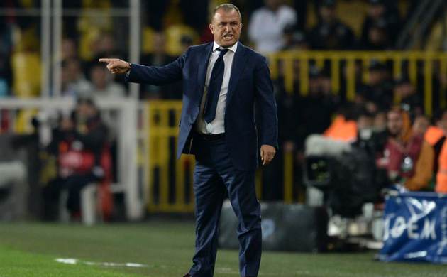 Terim, Letonyalı gazeteciye patladı!