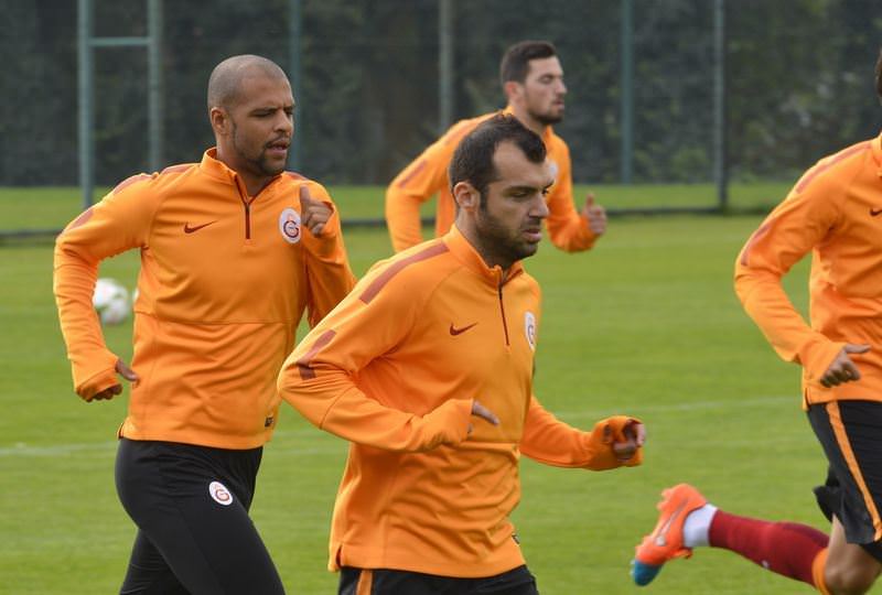 Galatasaray'da şok ayrılık!