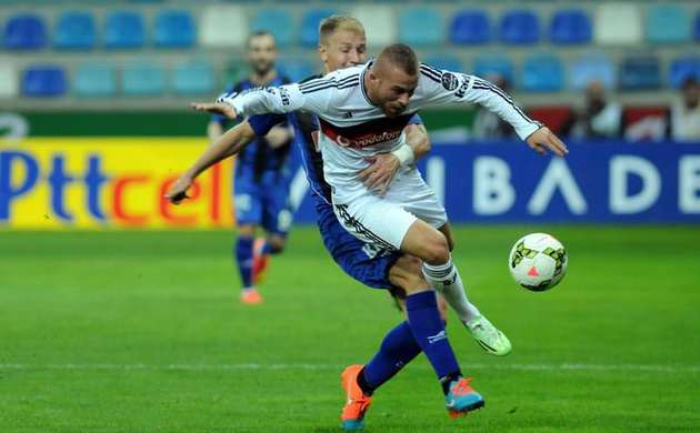 Derbi öncesi Kartal'a çifte şok!