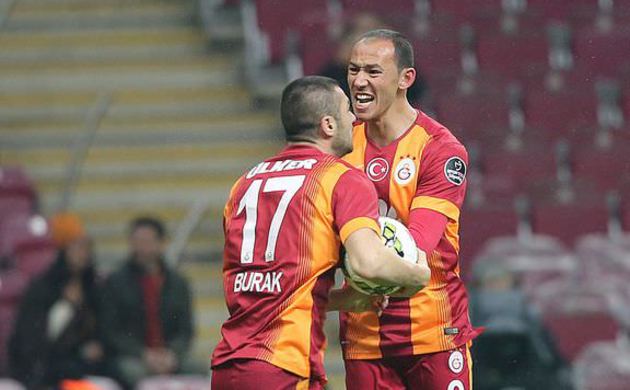 Aslan hayata döndü