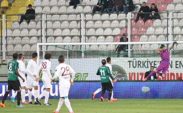 Fırtına, Akhisar'dan yine çıkamadı
