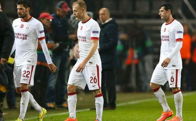 Semih Kaya'ya beddua ayıbı!