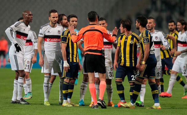 Hakemlere canım hocam diye seslenirim