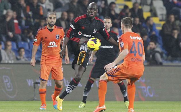 Başakşehir'de 'kırmızı' zafer