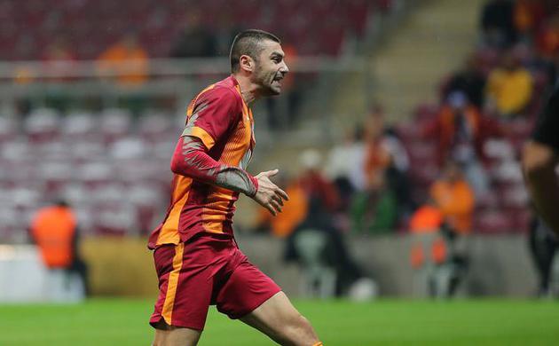 Burak Yılmaz'a sokak ortasında tepki
