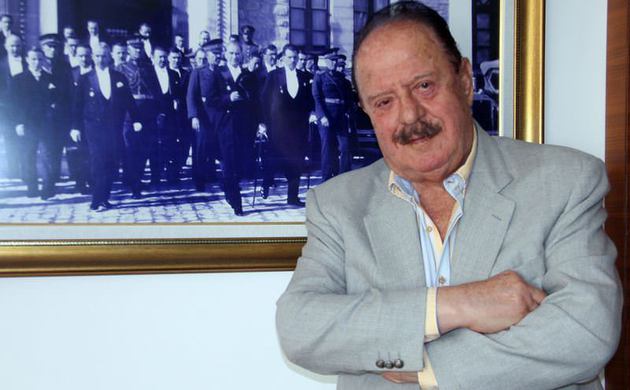 'İmam Hatip' söylemi için özür diledi