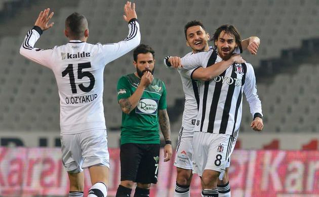Beşiktaş'ın yıldızı takımdan ayrılıyor