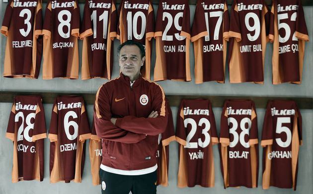 Hakemler Fener'i lider yaptı