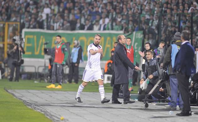 Caner özür diledi: 'Yaptığım yanlıştı'