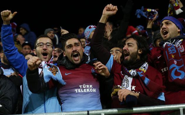 Trabzonspor'dan öğretmenlere jest