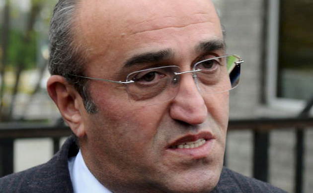 Albayrak buz kesti