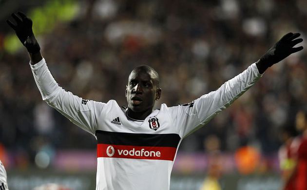 Beşiktaş'ta yeni moda Demba Ba