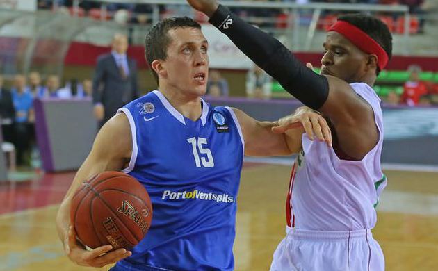 Karşıyaka Polonya'da yıkıldı