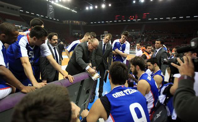 A. Efes'in rakibi Nizhny