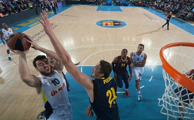 Fenerbahçe son saniyede Barça'yı yıktı