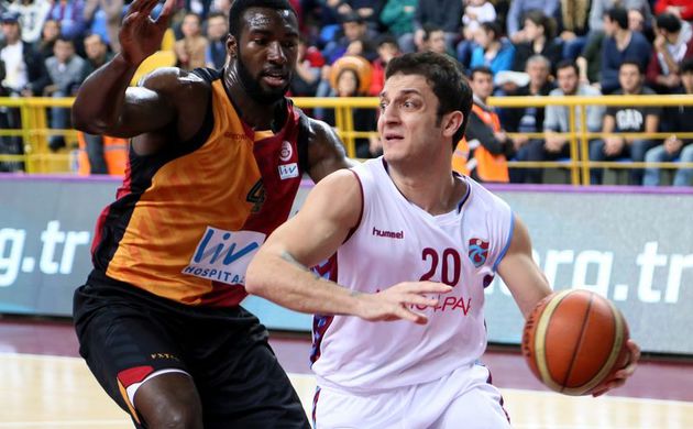 Trabzon'dan G.Saray'a bir darbe daha