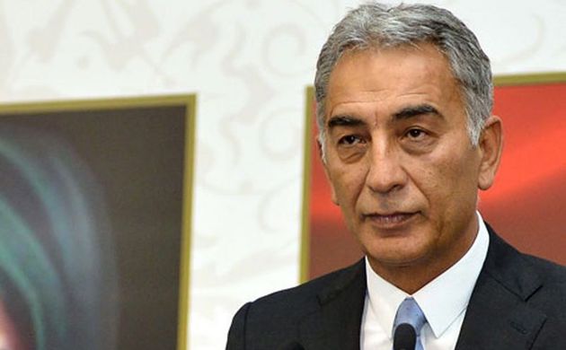 'Kulübü batırma noktasına geldi'