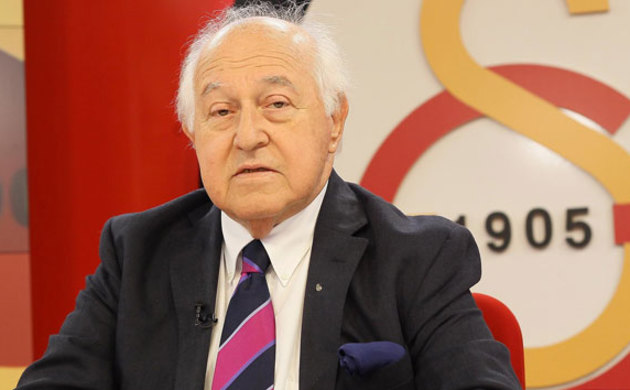 Galatasaray'da 'paralel' kriz