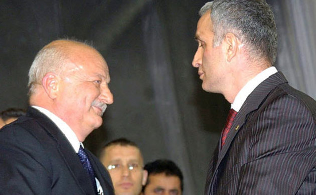 "Sadri Şener çıksın açıklasın!"