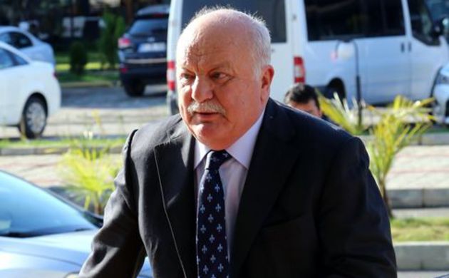 Sadri Şener'den jet cevap