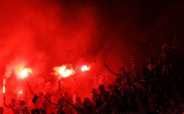 F.Bahçeli iki grup arasında kavga
