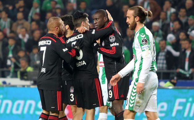 Kartal zirveye yuva yaptı