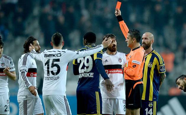 Beşiktaş 118 dakika eksik oynadı