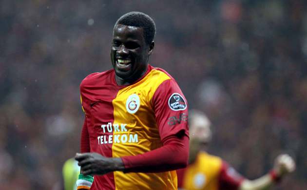 Roma Eboue transferinden vazgeçti