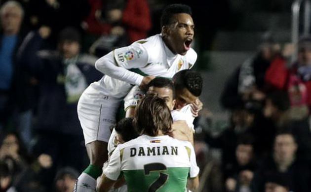 Elche'ye transfer yasağı