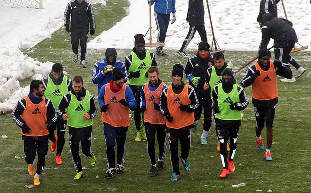Karabükspor ikinci çalışmasını yaptı