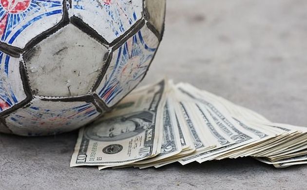 Transfere 3 milyar 500 milyon euro harcandı