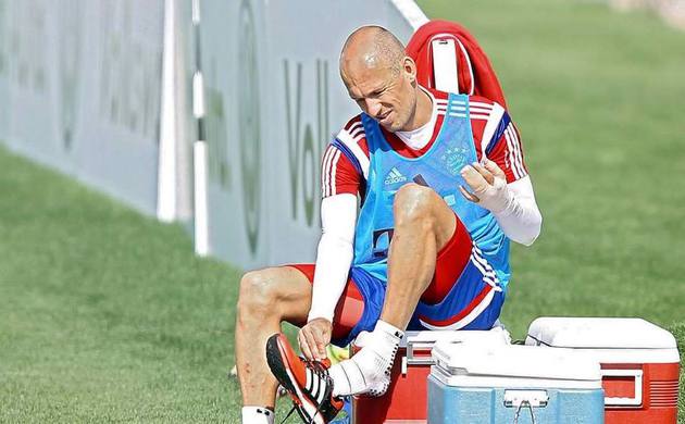 Robben 'Timsah ısırdı' diyerek şaka yaptı