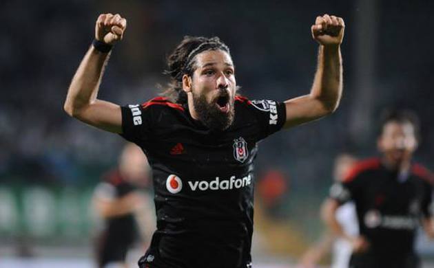 Futbolu Beşiktaş'ta bırakmak istiyorum