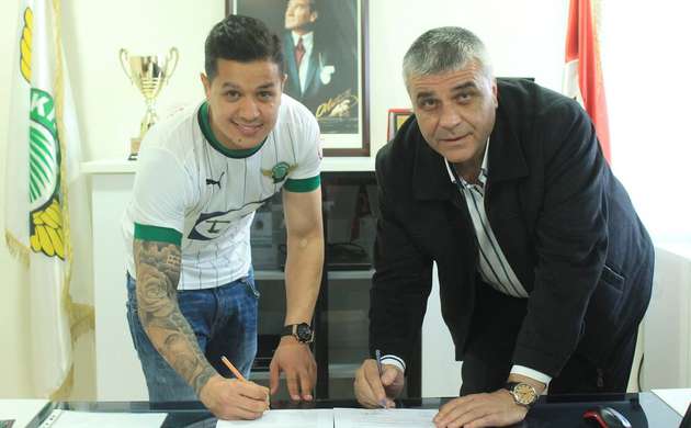 Akhisar'da iki transfer daha