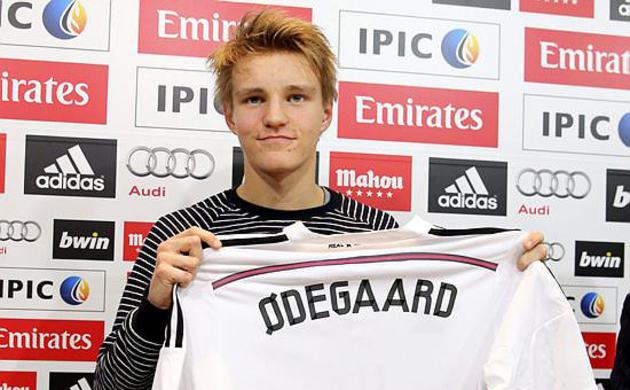 Real Madrid, Odegaard'ı basına tanıttı